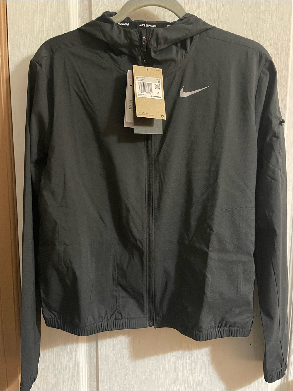 Nike Black Women's Hooded Running Jacket with Reflective Swoosh